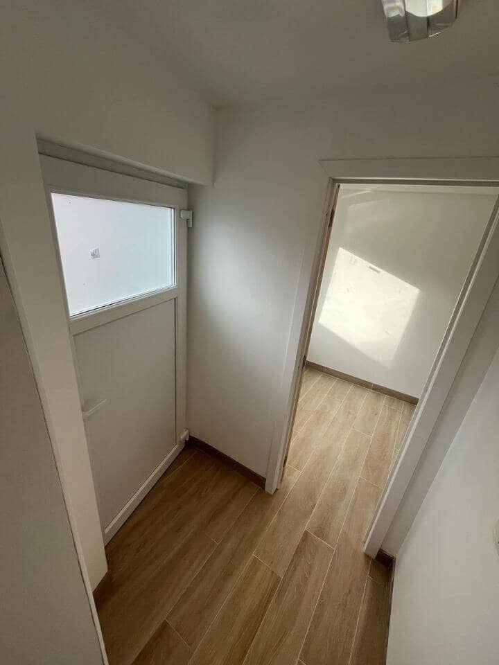 Aménagement garage en bureau image 8