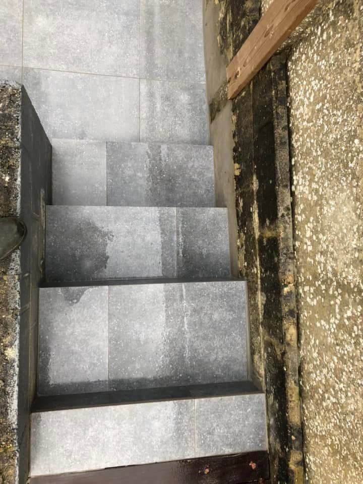 Terrasse avec escalier image 6