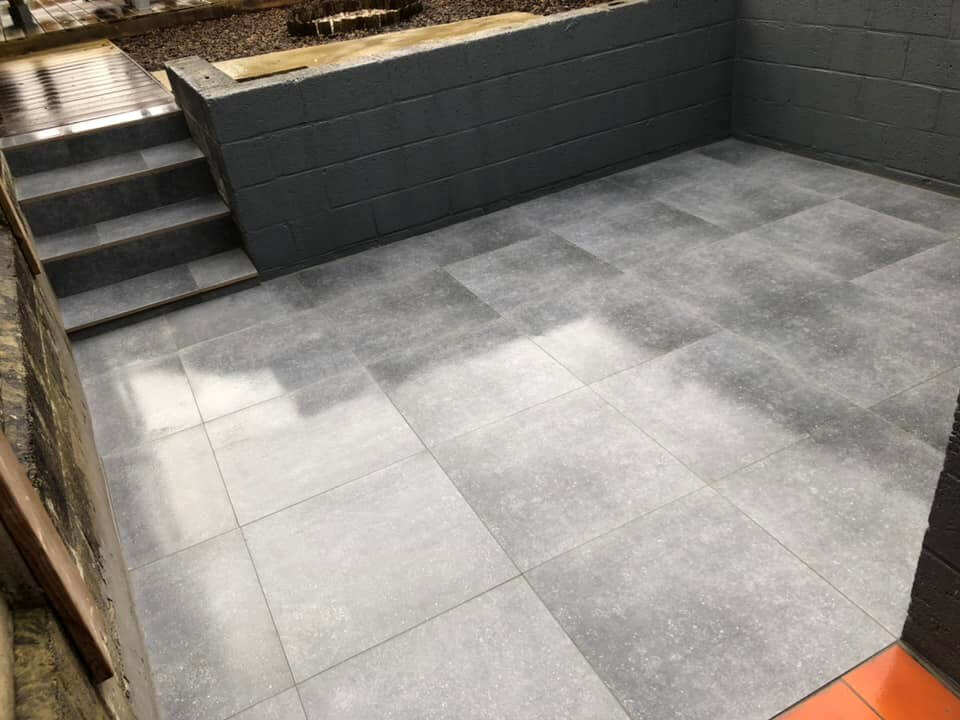 Terrasse avec escalier